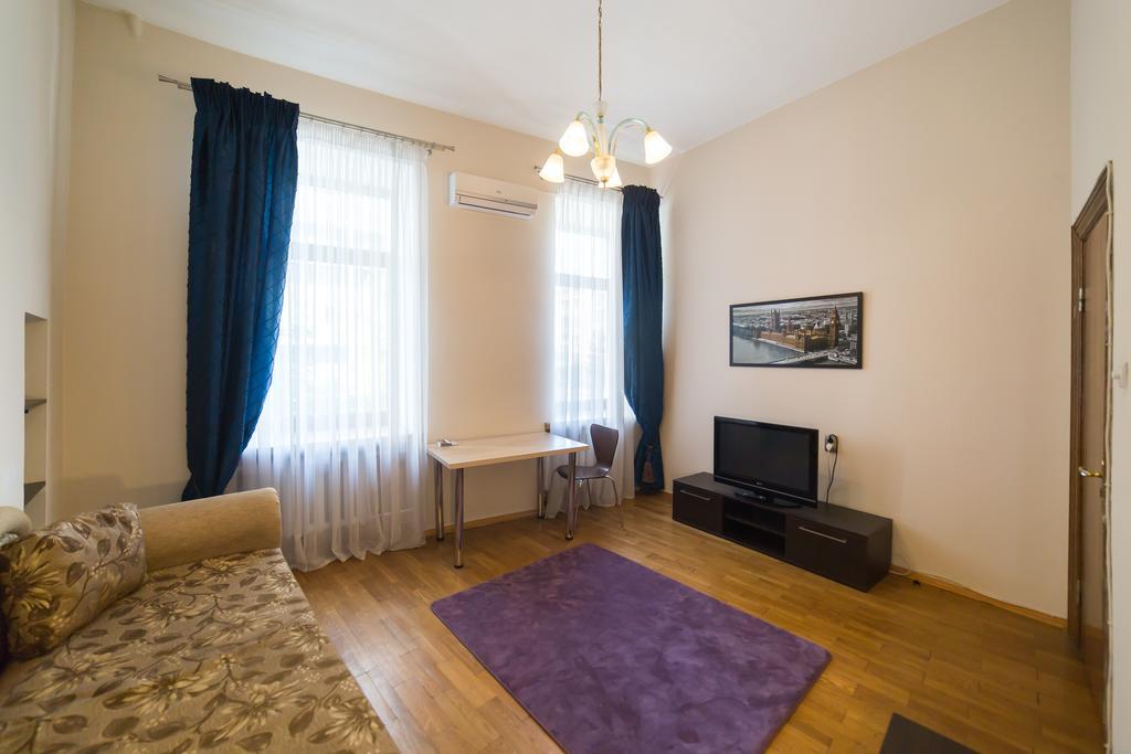 Cozy Apartment In Centre Of Kiev Kyiv Exterior foto